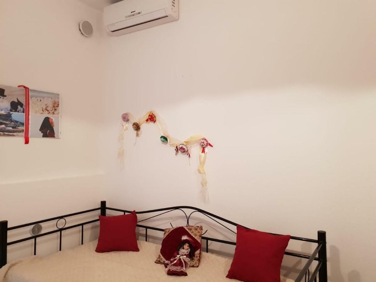 شقة Red Ginger أوريستانو المظهر الخارجي الصورة